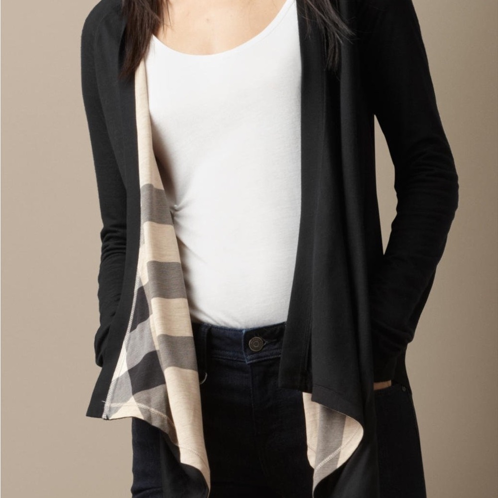 Burberry black & plaid cardigan - Picture 2 of 12